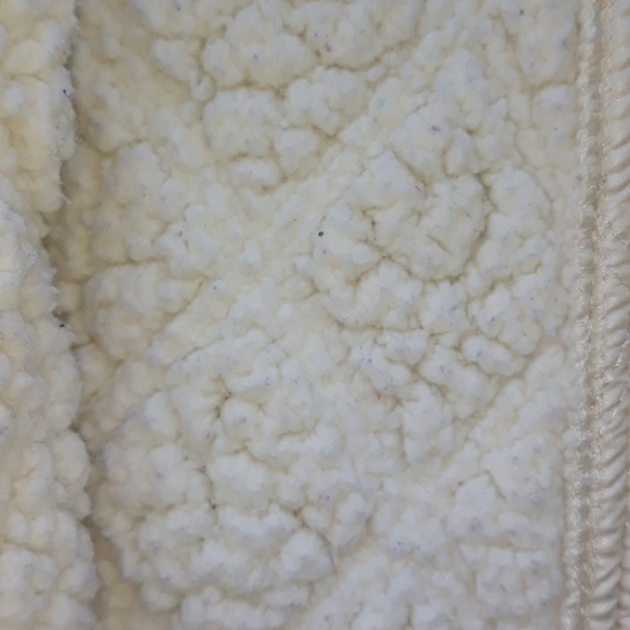 PRANA DIVA CREAM FLEECE PUFFER VEST SIZE SM - Picture 6 of 12